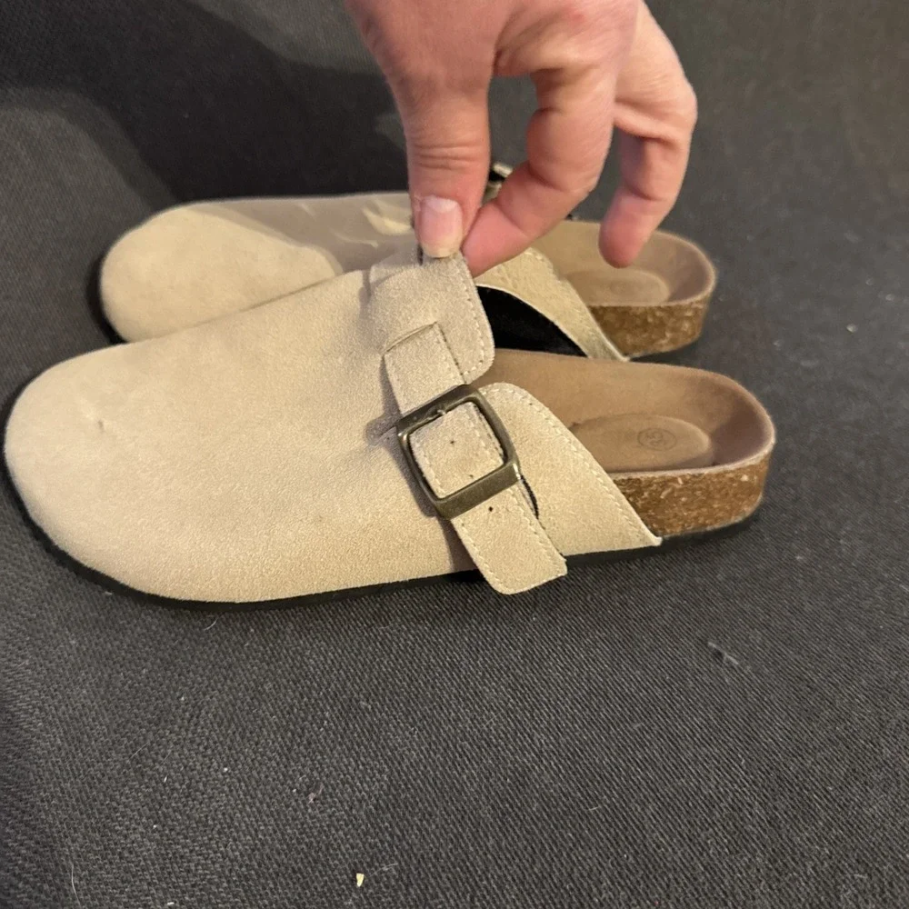 Clogs Suede Tan Youth Girls Size 4.5 Us 35 Eu